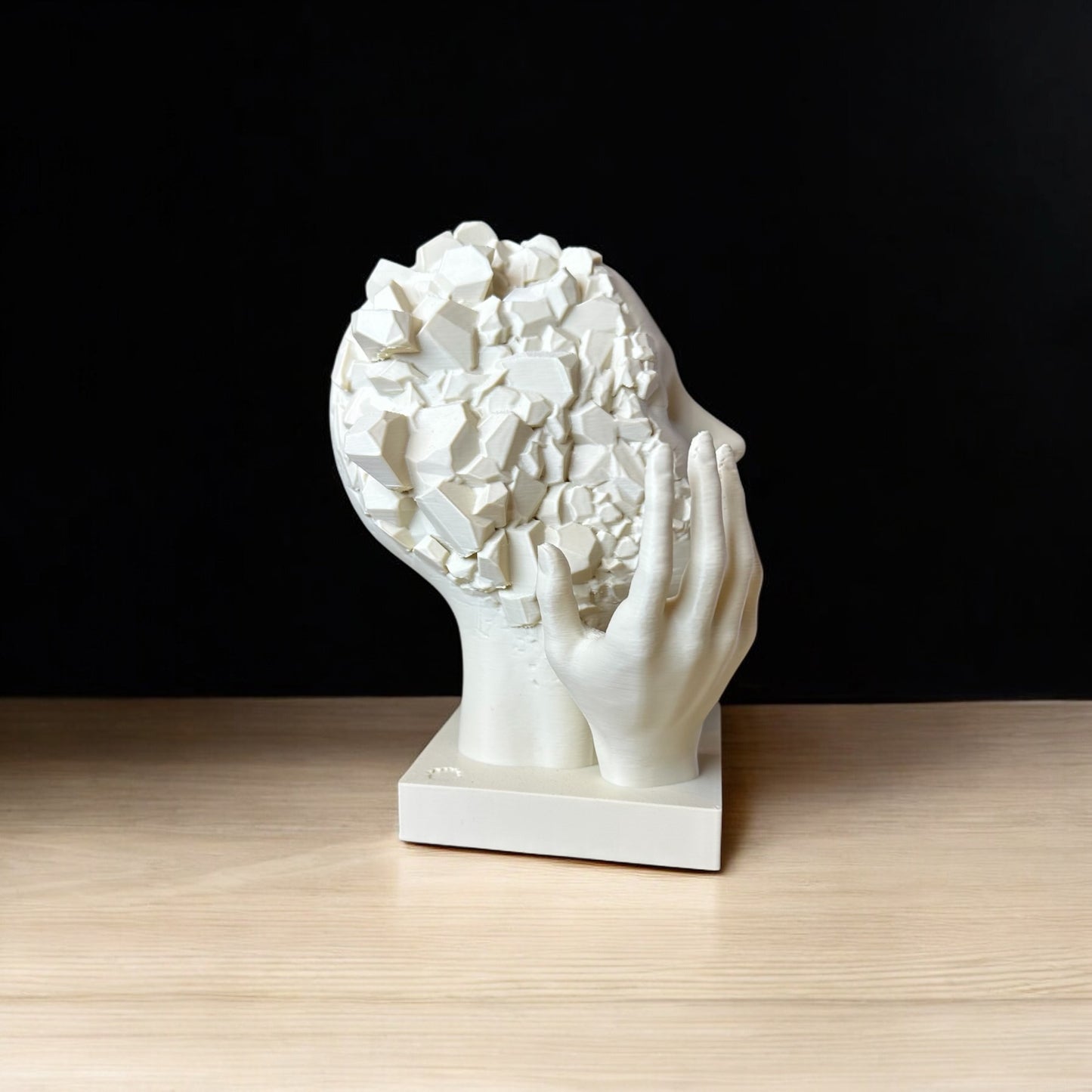 Modern Sanat Heykeli Biblo – Düşüncenin Kırılma Anı | Kabuk Factory Tasarımı