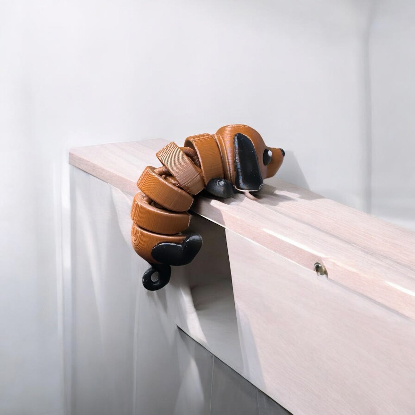 Esnek Köpek Figür & Anahtarlık – Sosis Pati | Kabuk Factory Tasarımı