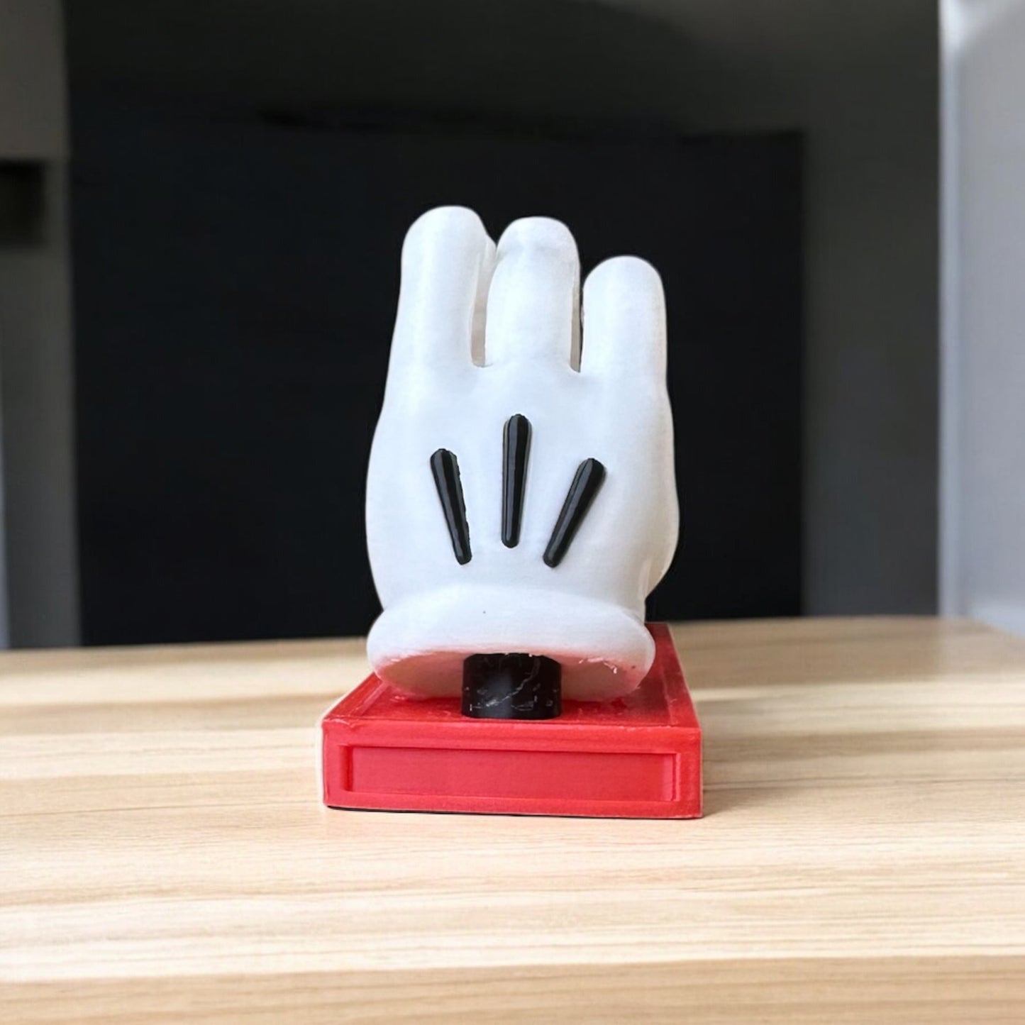 Kalp Eller / Heart Hands – Mickey Tarzı Aşk Heykeli | Kabuk Factory Tasarımı