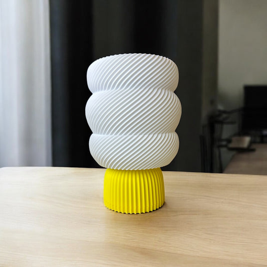 Masa Lambası Modern Spiral – Sarı Tabanlı Tasarım Abajur | Kabuk Factory Tasarımı