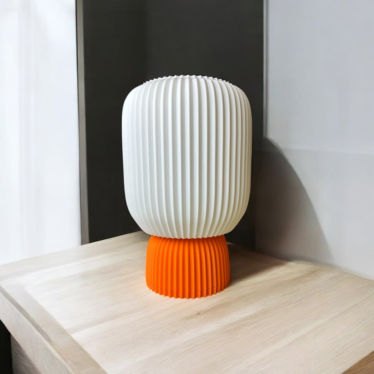 Masa Lambası Modern Spiral – Turuncu Tabanlı Tasarım Abajur | Kabuk Factory Tasarımı