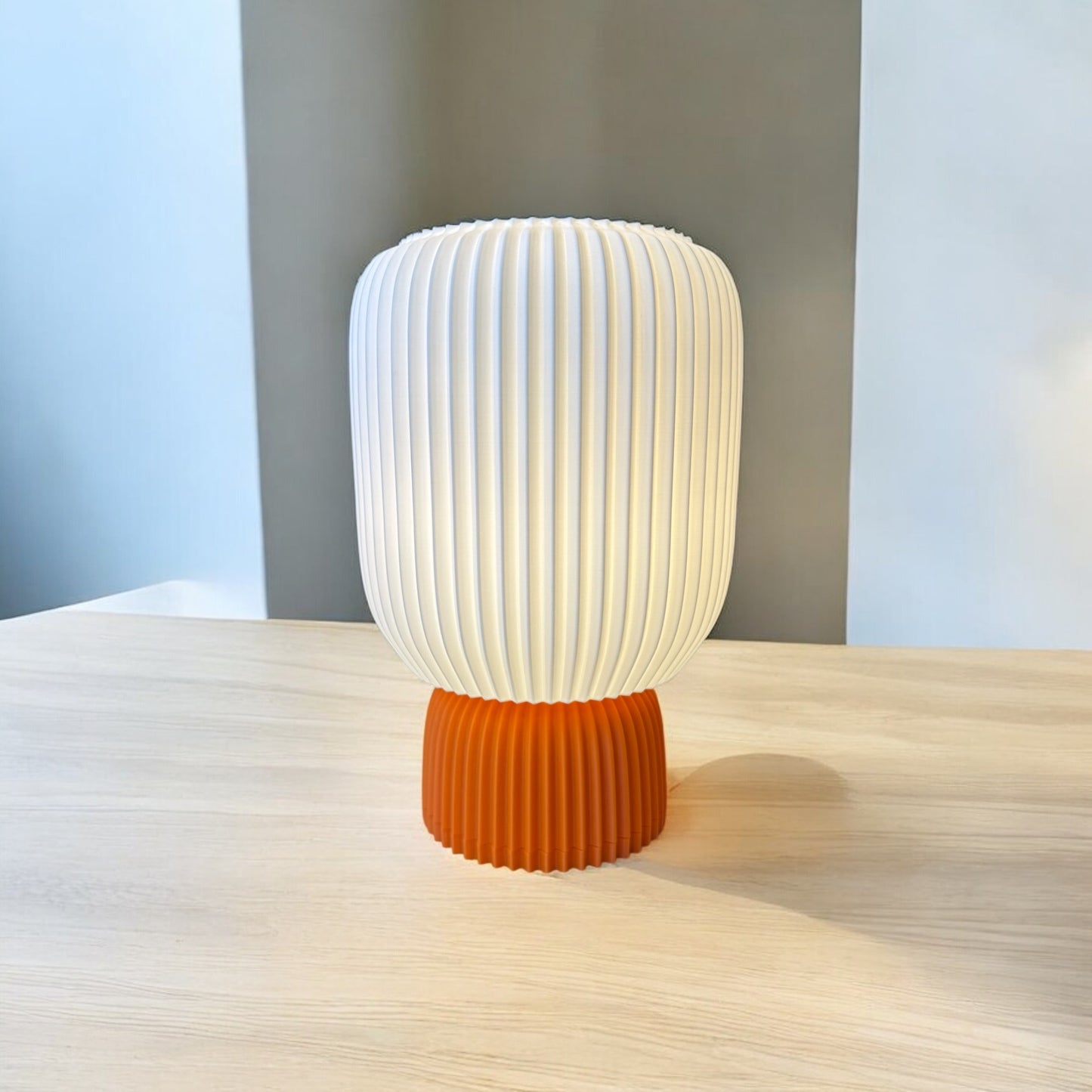 Masa Lambası Modern Spiral – Turuncu Tabanlı Tasarım Abajur | Kabuk Factory Tasarımı