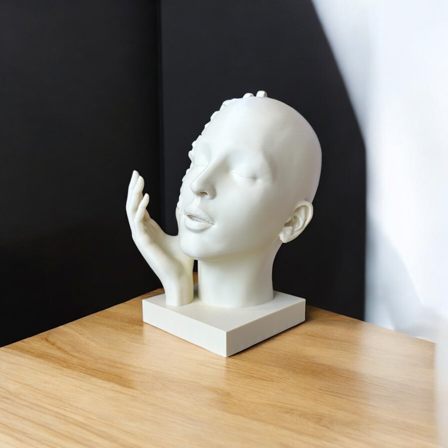 Modern Sanat Heykeli Biblo – Düşüncenin Kırılma Anı | Kabuk Factory Tasarımı