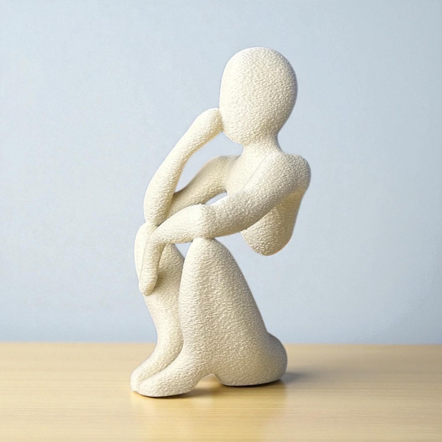 Minimal Düşünen Figür Heykel – Modern Dekoratif Obje | Pürüzlü Doku | Kabuk Factory Tasarımı
